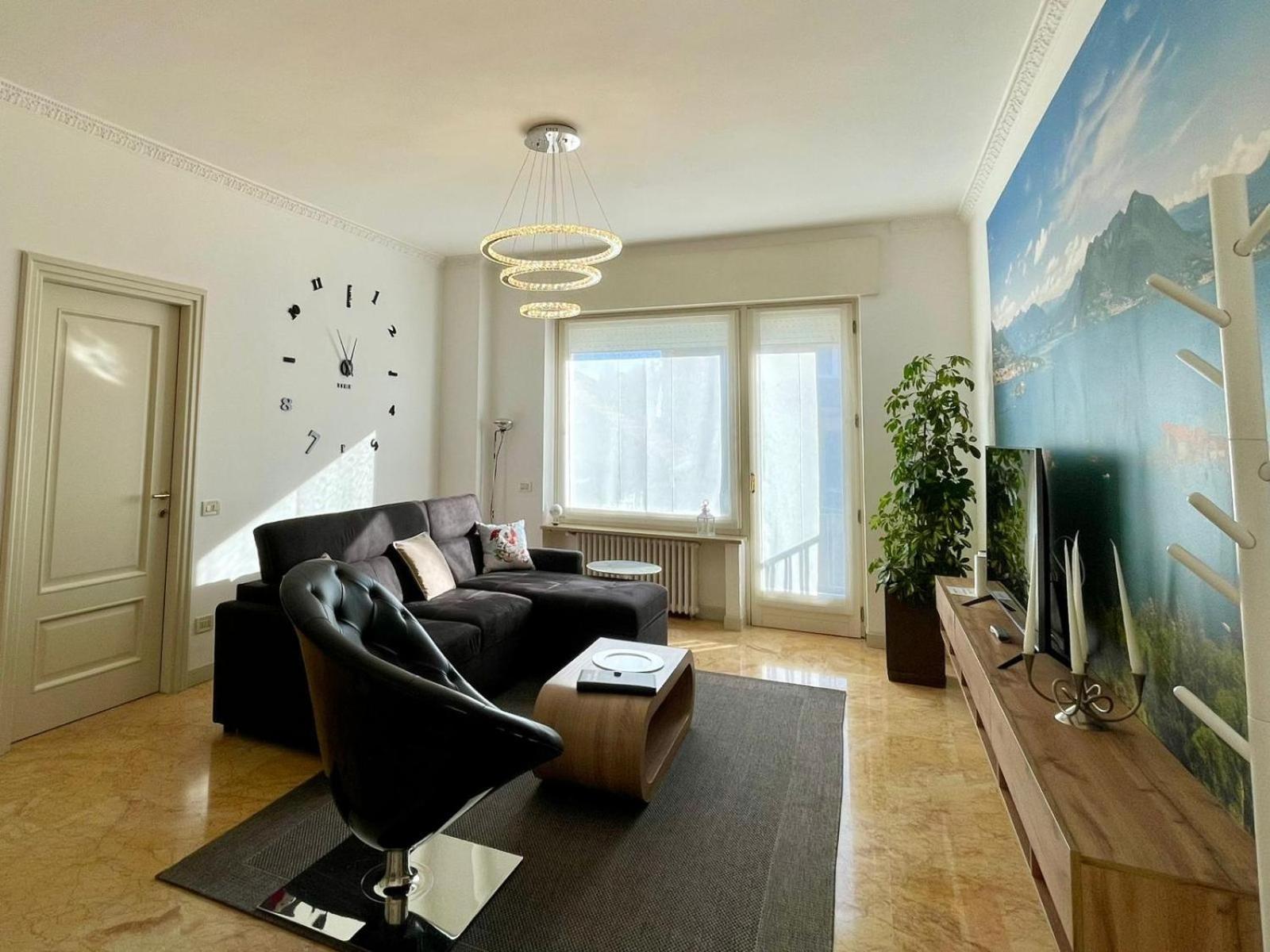 Family Apartment Vista Lago ストレーザ エクステリア 写真