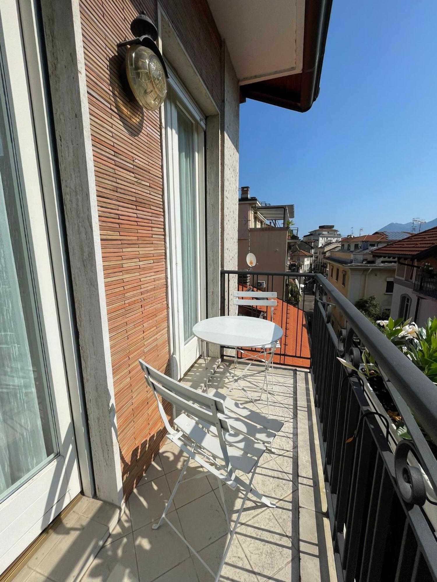 Family Apartment Vista Lago ストレーザ エクステリア 写真
