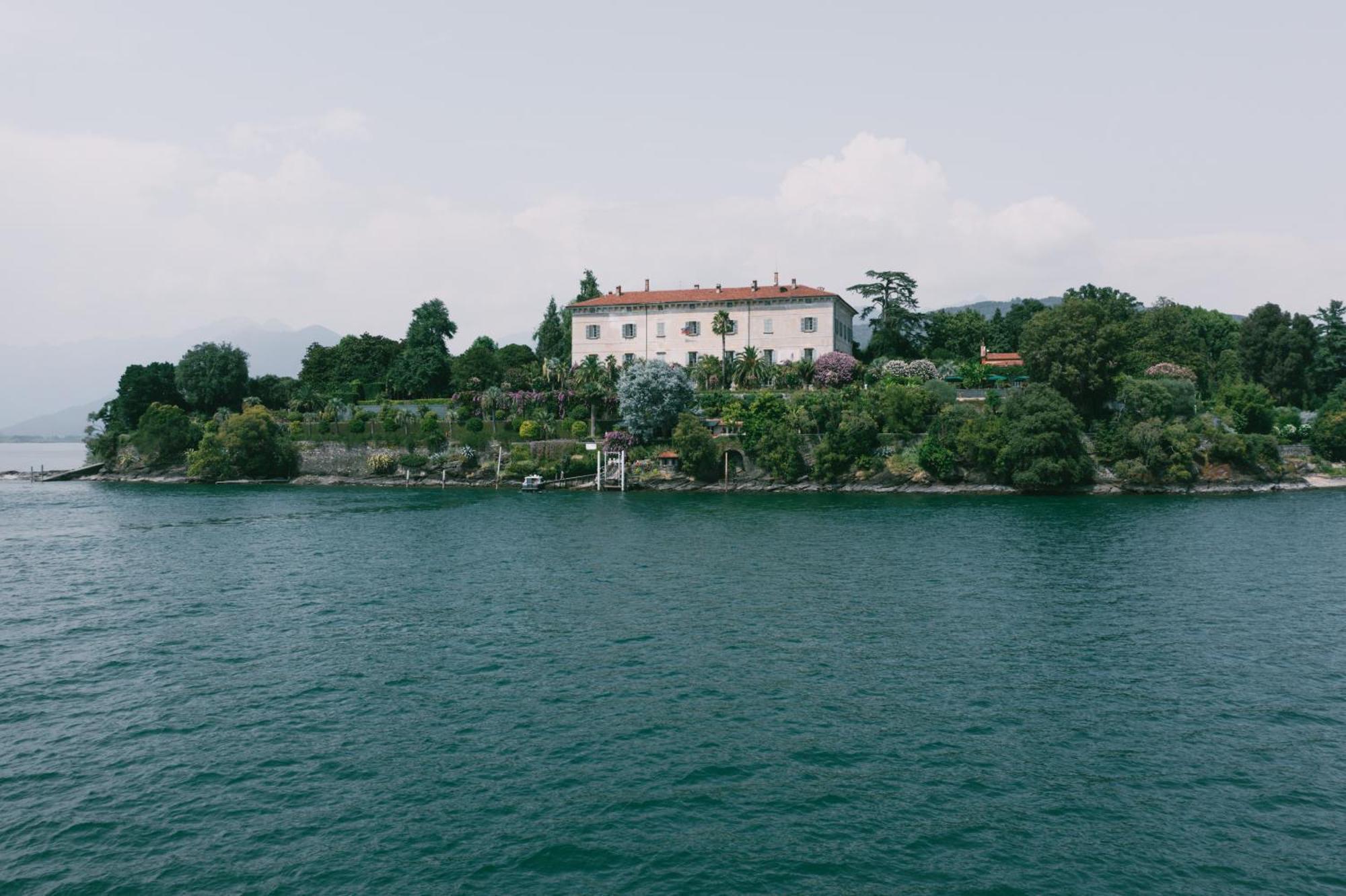 Family Apartment Vista Lago ストレーザ エクステリア 写真